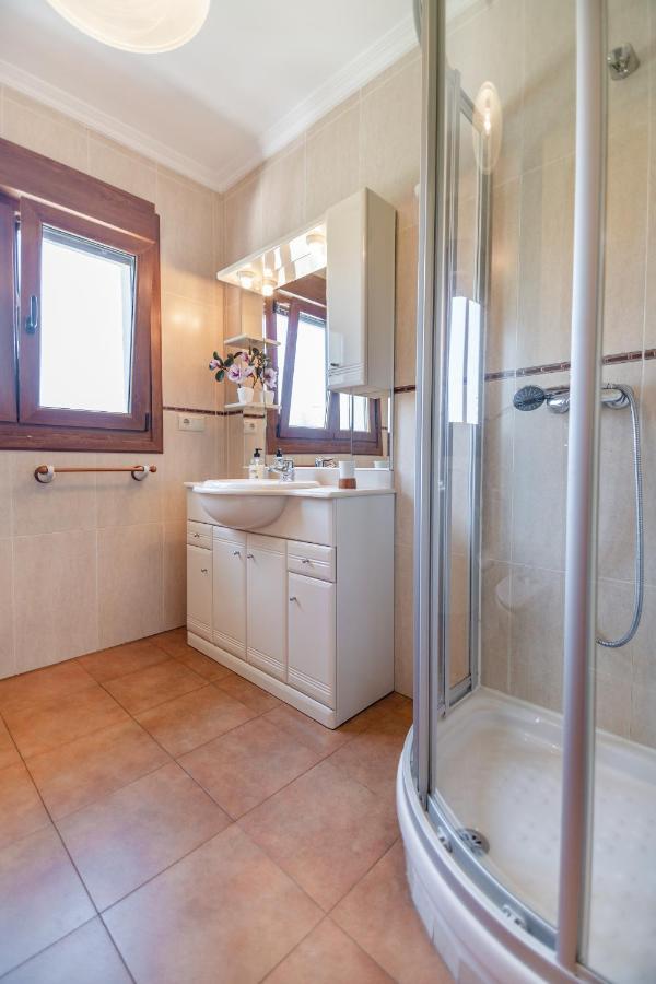 Apartamentos Privados Con Jardin Y Barbacoa Compartida En Laredo Exterior foto